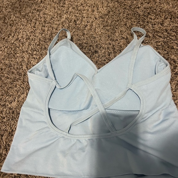 TikTok criss cross bra crop tank - Picture 3 of 4